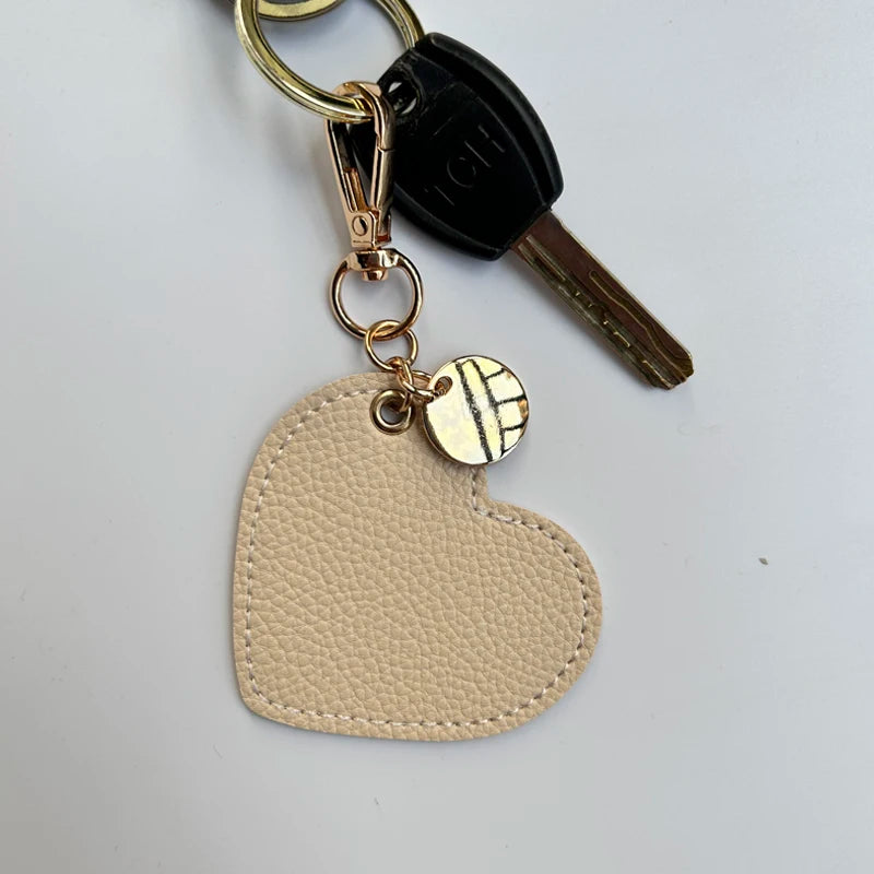 Heart-shaped PU Leather Key Chains for Women Cute Love Keyring