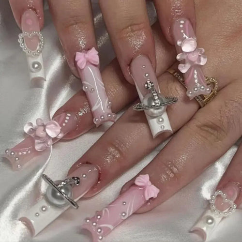 40 Style Hello Kitty Nails Charm Wearing Armor Y2K False Nail Europe