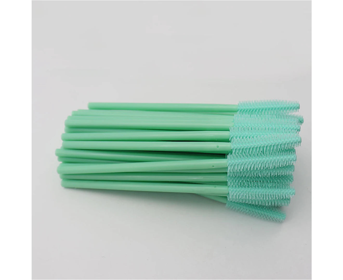 100Pcs Disposable Mascara Brushes Wands, Eyelash Brush Spoolie Brushes for Eyelash Extensions and Mascara Use